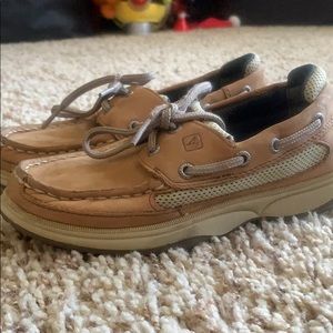 Boys size 13.5 Sperry
